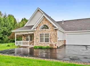 140 Canter Ln W, Gibsonia, PA 15044