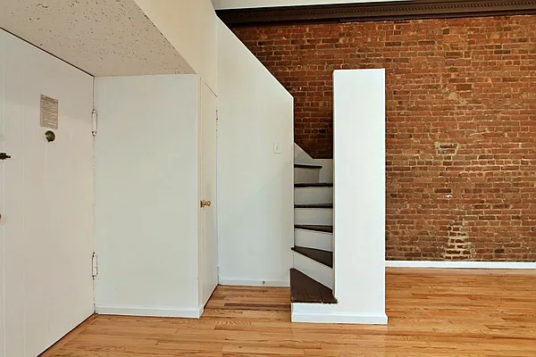 Rented by Douglas Elliman | media 16