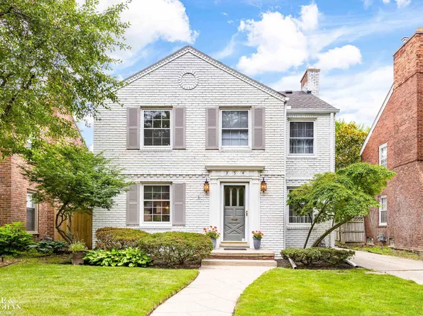354 McMillan Rd, Grosse Pointe Farms, MI 48236