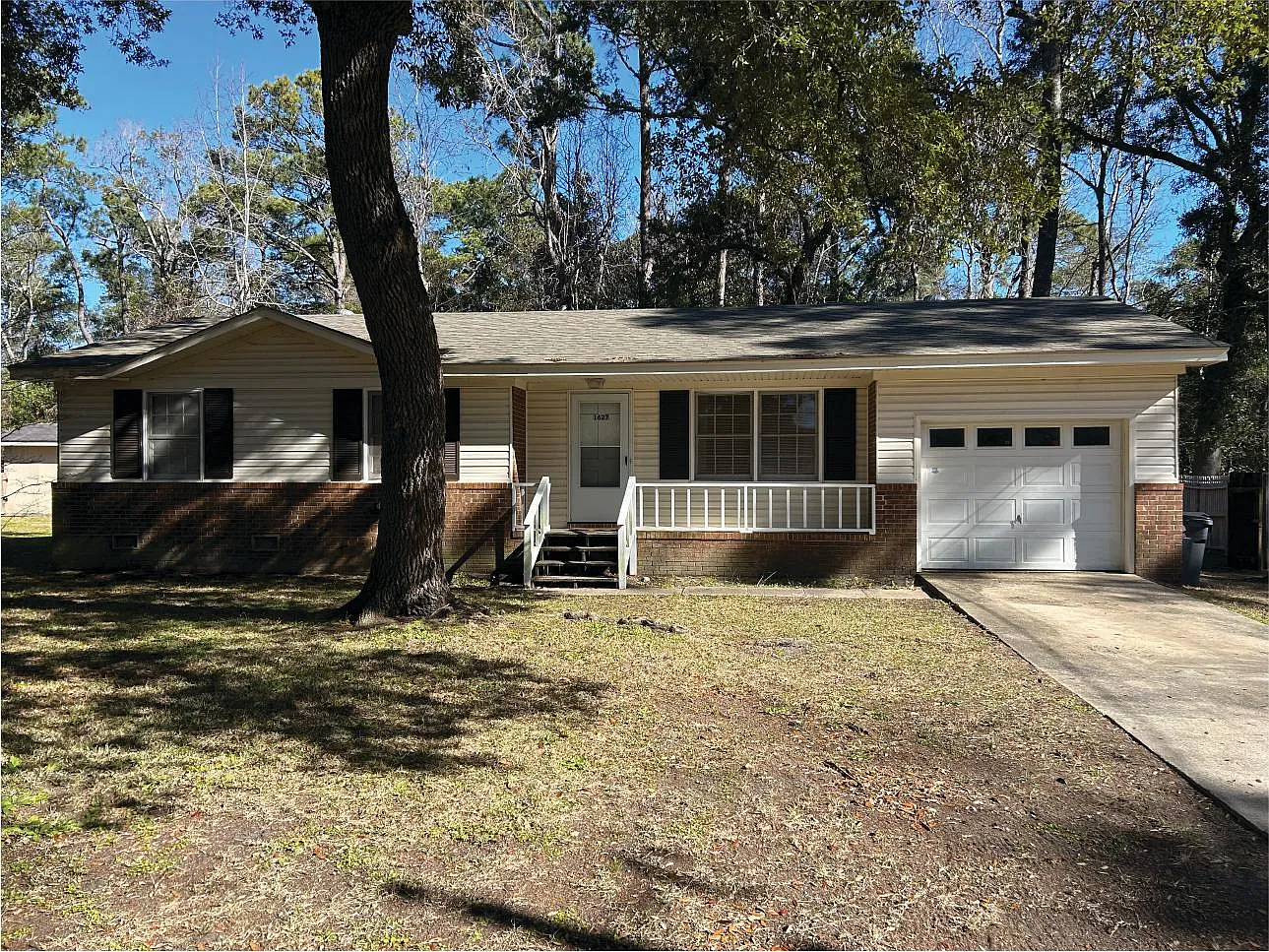 3 bed, 1150 sqft, $1,995 — Photo 3