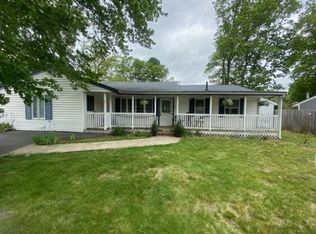 185 Caroline Dr, Bellingham, MA 02019