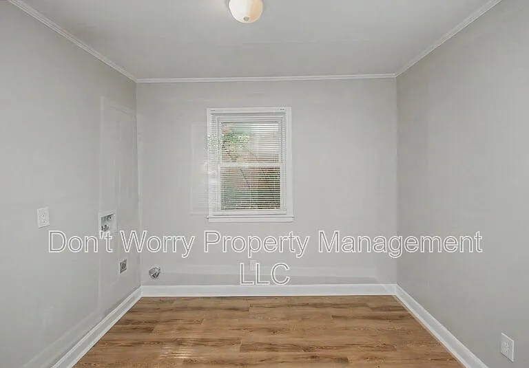 419 Hobson St — Photo 4