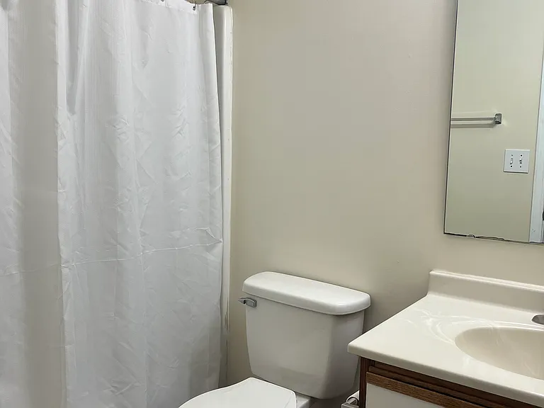 100 Hammett Grove Ln — Photo 6