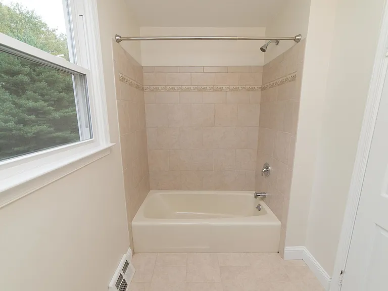 440 Cricket Ln — Photo 27