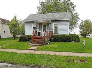 138 Willow St, Bennett, IA 52721