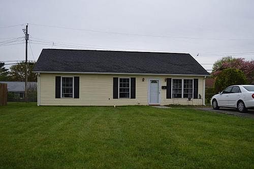 1st image of 4430 Harford Cir NW