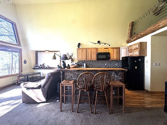 4th image of 87 Adams Loop Rd