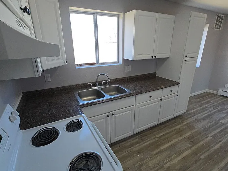 3299 Lombardy Ln #A — Photo 3