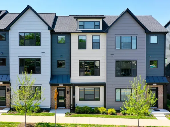 1253 Old Trail Dr, Crozet, VA 22932