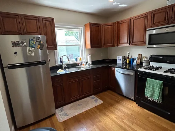 87 Madison Ave, Newton, MA 02460