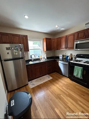 87 Madison Ave Photo 1