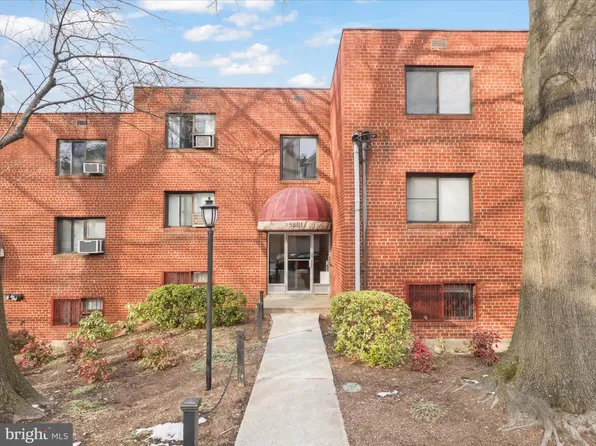 1581 N Colonial Ter APT 201X, Arlington, VA 22209