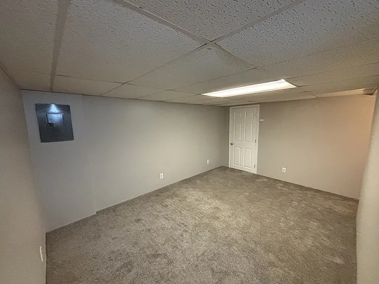 3220 Coach Ln SE — Photo 10