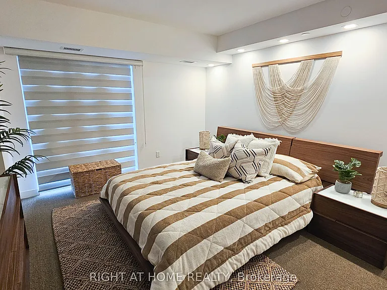 118 Varna Dr #101 — Photo 12