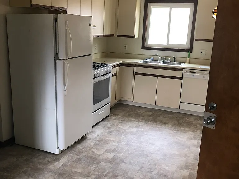 60 Chary Ln — Photo 10