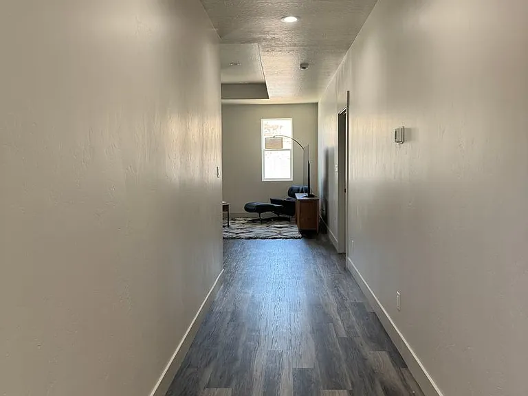 2620 Platinum Dr — Photo 2