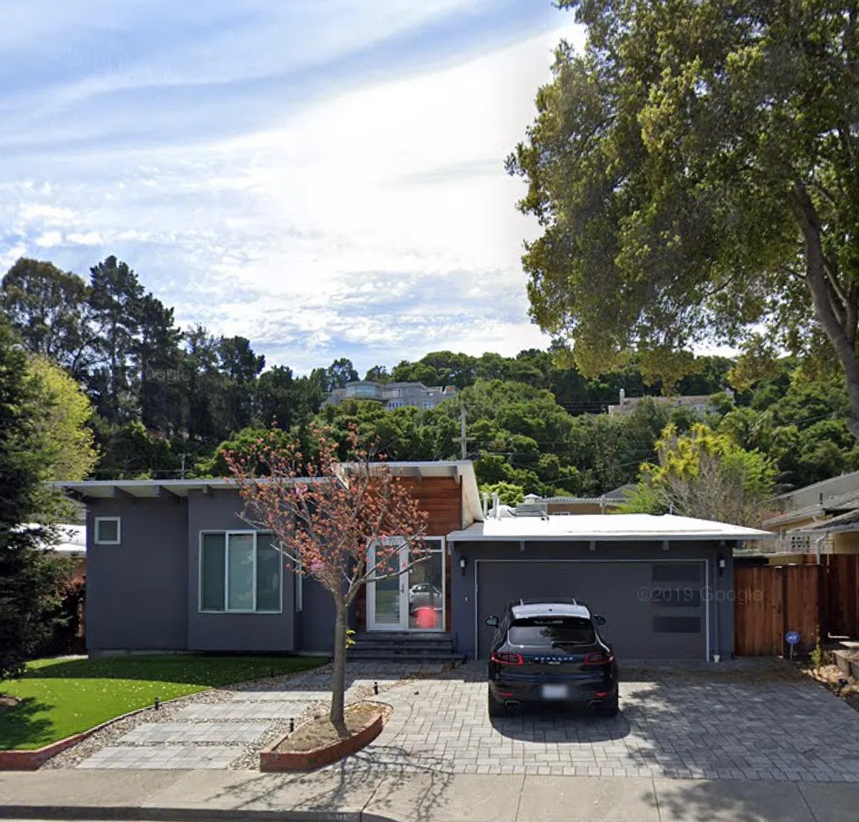 4 bed, 1960 sqft, $6,850 — Photo 1