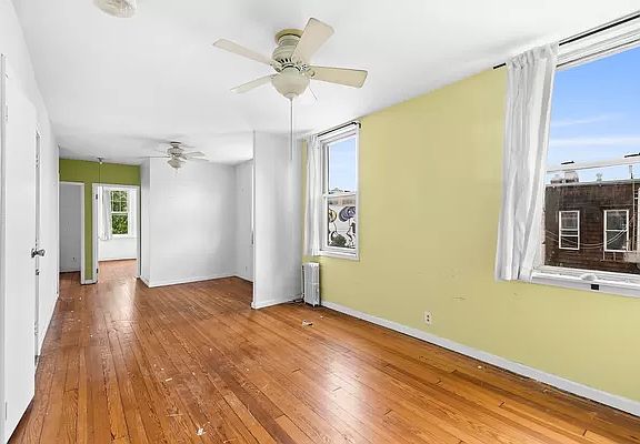 5th image of 390 Troutman St