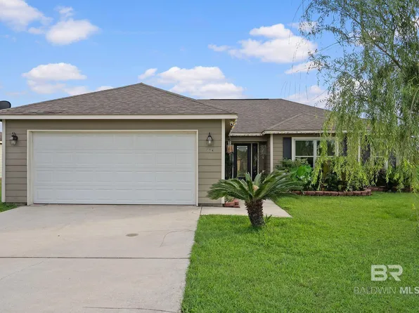 313 Wynn Dr, Summerdale, AL 36580