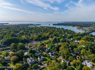 6 Hendrie Ave, Riverside, CT 06878