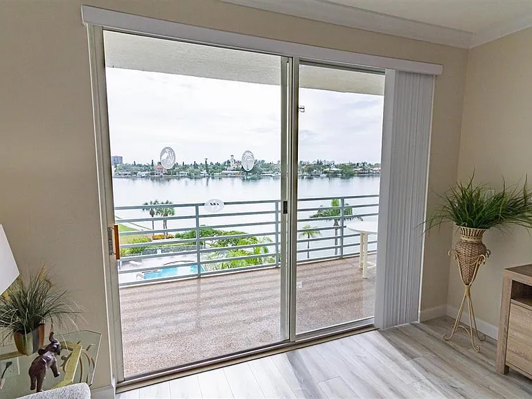 7974 Sailboat Key Blvd S #402 — Photo 8