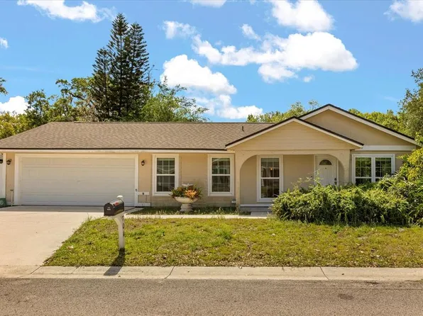 704 Briarwood Dr, Winter Springs, FL 32708