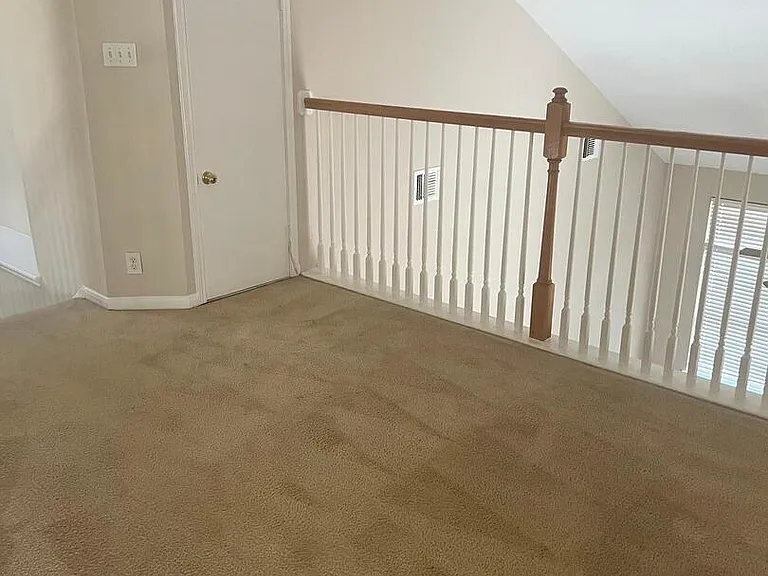 6035 Hart Fld — Photo 19