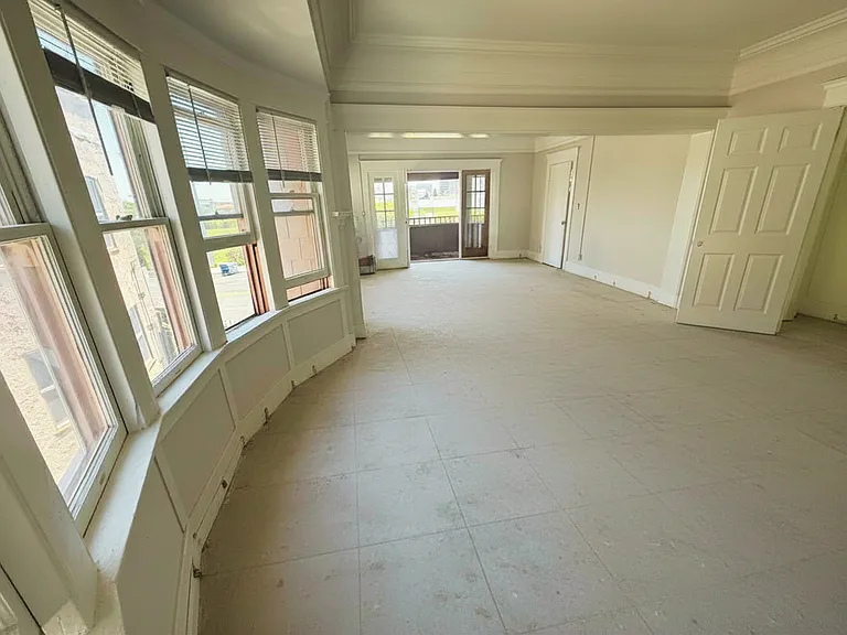 203 N Boylston St #1/2 — Photo 3