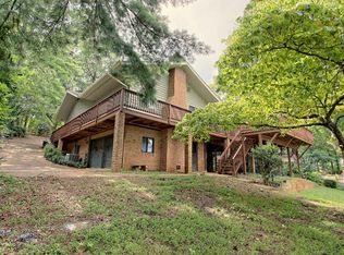451 Twin Oaks Rd, Hiawassee, GA 30546