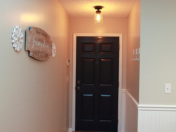 3rd image of 11937 Dover Village Dr W
