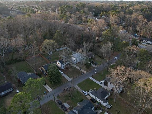 4th image of 1847 Meadow Ln