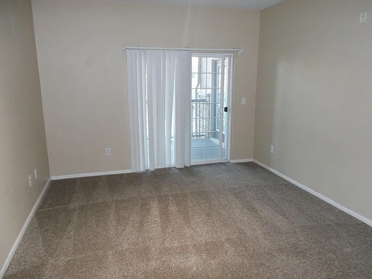3100 Blue Sky Cir #14-207 — Photo 8