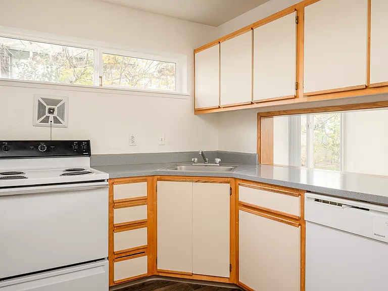 Montavilla | Kitchen