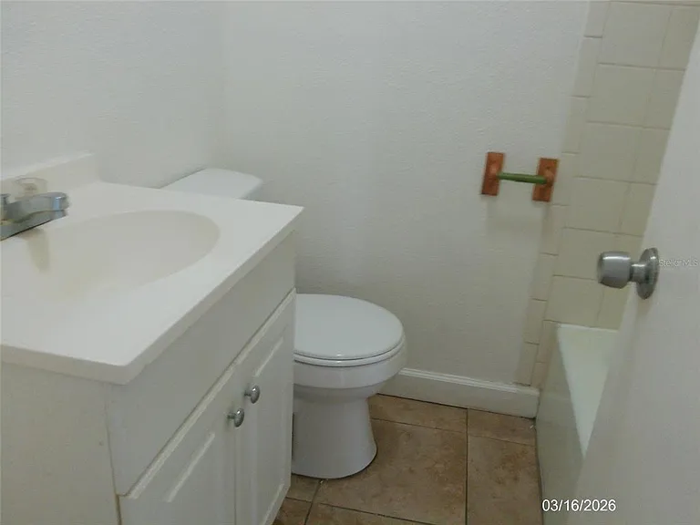 808 S Central Ave — Photo 11
