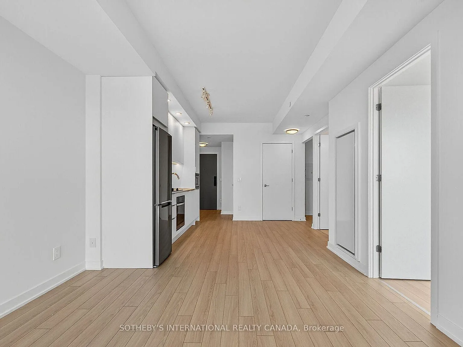 2 bed, $2,150 — Photo 4