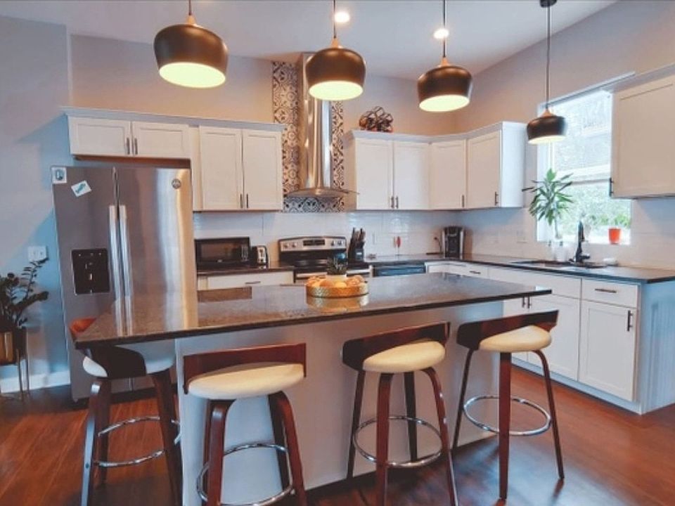 1st image of 247 N 17th St