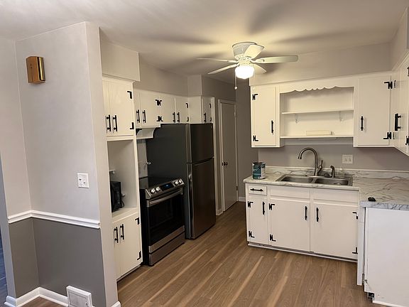 3rd image of 2591 16th St #2