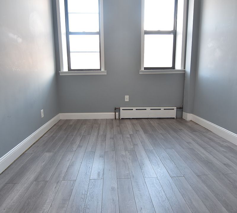 1st image of 158 E 116th St #3B