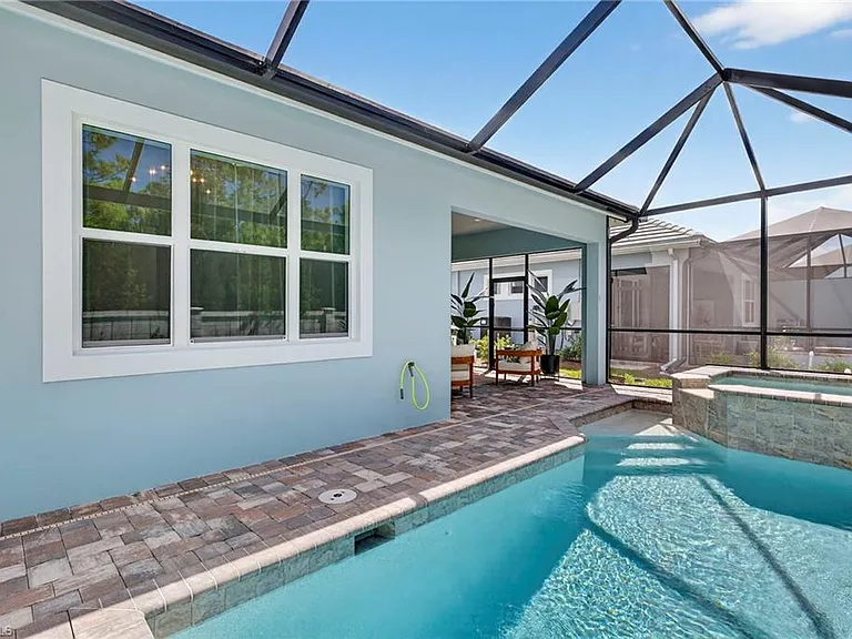8877 Yucatan Ct — Photo 29