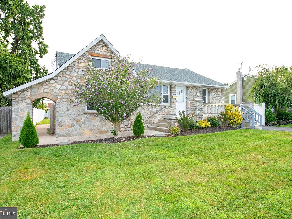 129 Green Lynne Dr, Levittown, PA 19057 Zillow