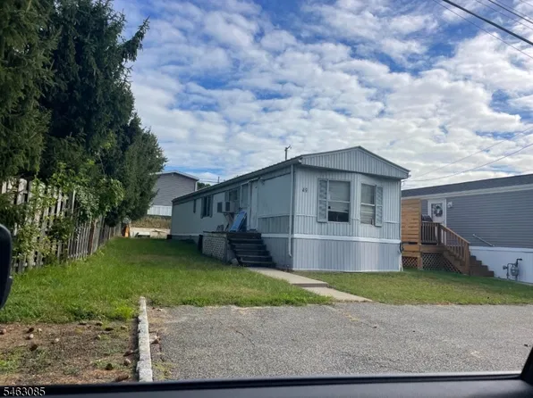 49 Daniel Lane, Rockaway Boro, NJ 07866