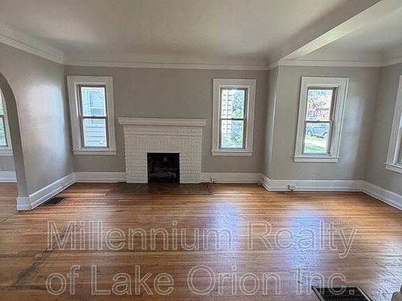 2nd image of 49 Neome Dr