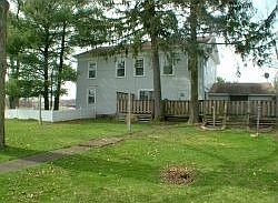 2nd image of 6147 Burnett E