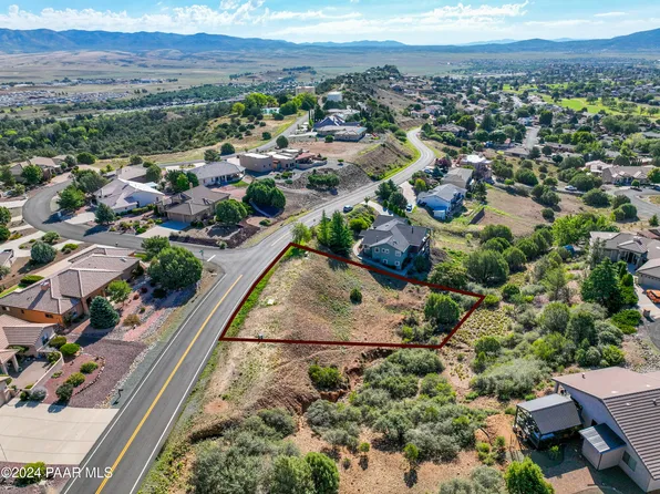 10595 E Old Black Canyon Hwy, Dewey, AZ 86327