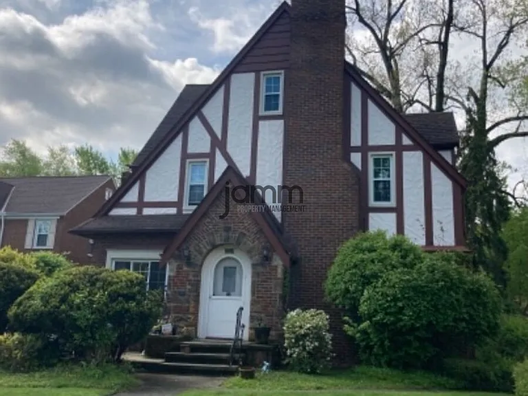 3722 Meadowbrook Blvd — Photo 1