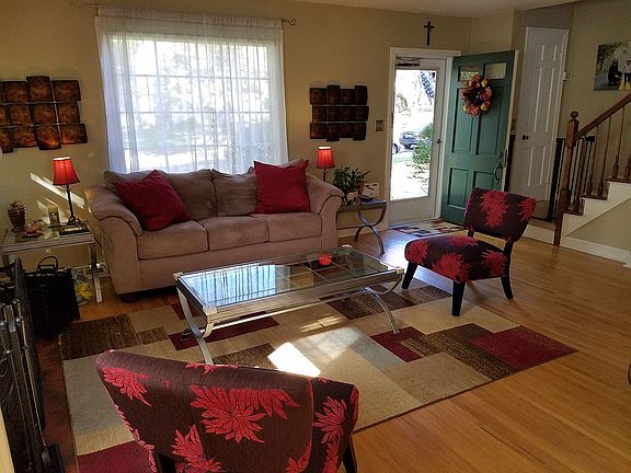 5th image of 4104 N Devon Ln
