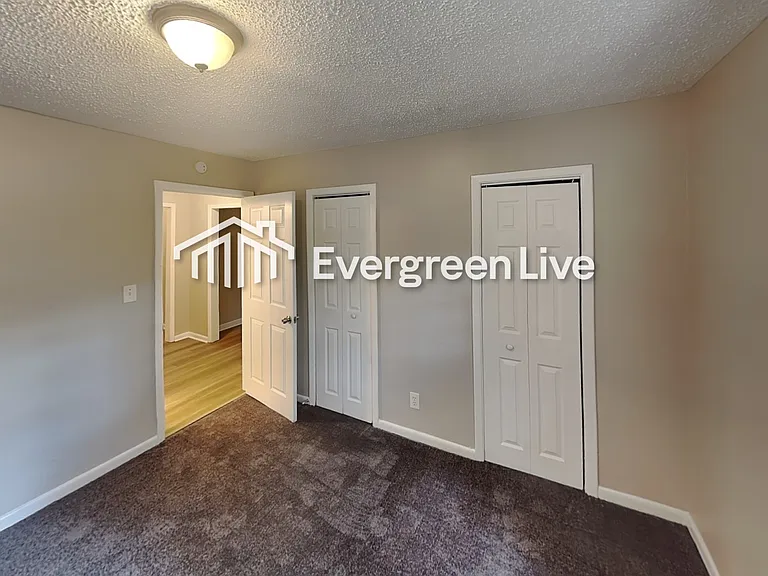 6770 Burkhead Dr — Photo 9