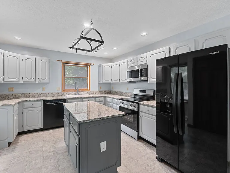 6 Cheyenne Ct — Photo 5