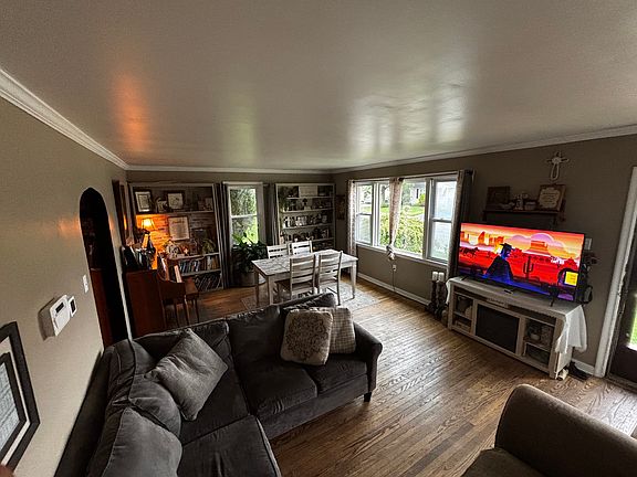 5th image of 107 Parkside Ave