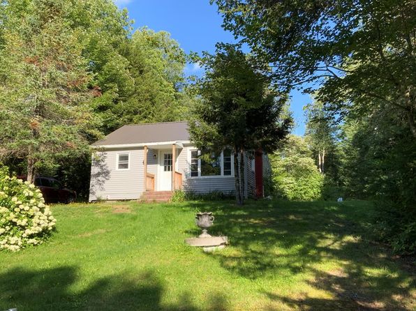 Waterfront Clinton County Ny Waterfront Homes For Sale 63 Homes Zillow